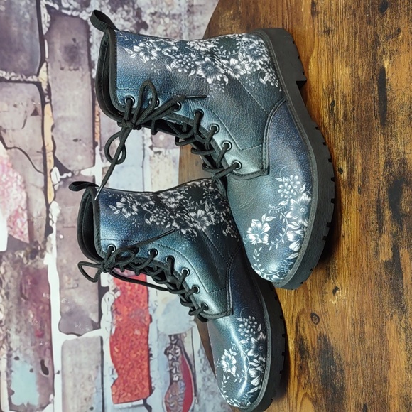 Blue Floral Vegan Leather Combat Boots - Picture 5 of 11